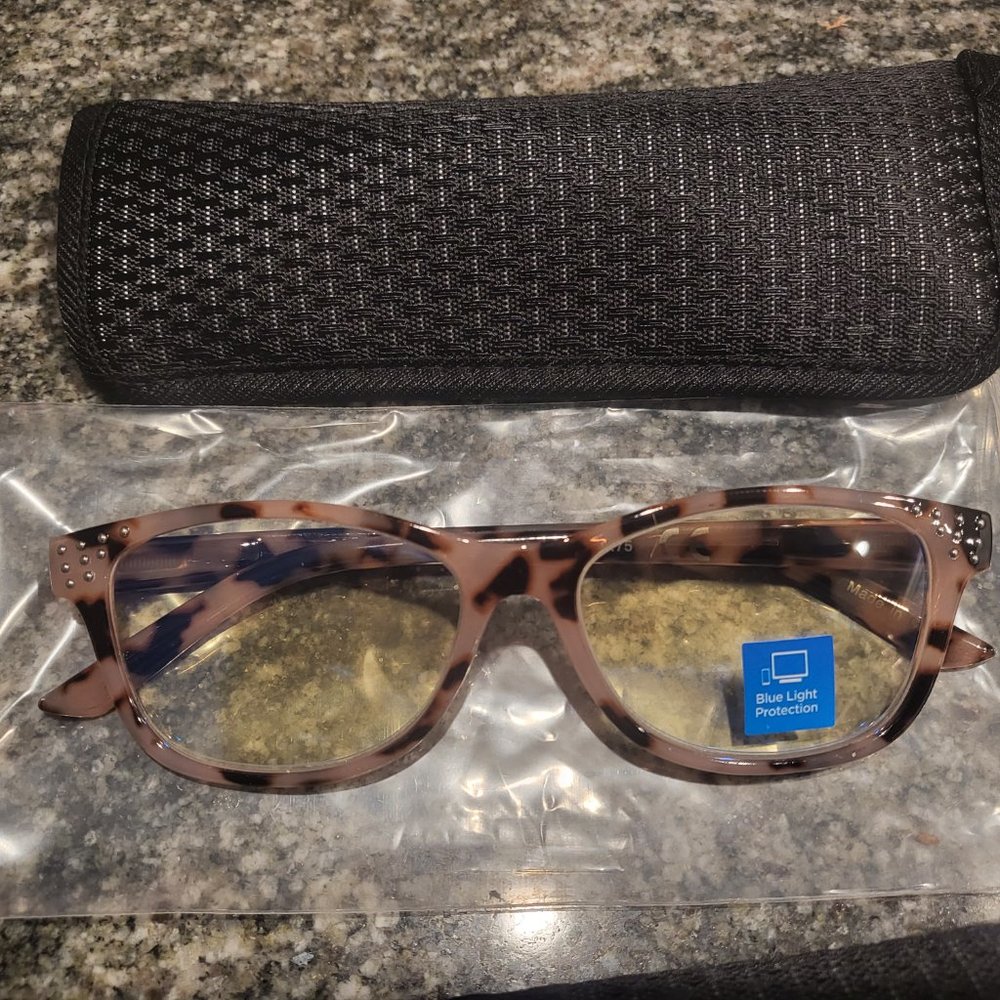 10/$20 Blue light Reader Glasses 10 Pack with 10 Cases NEW! Joan by M+ +1.75 NEW - Picture 5 of 6
